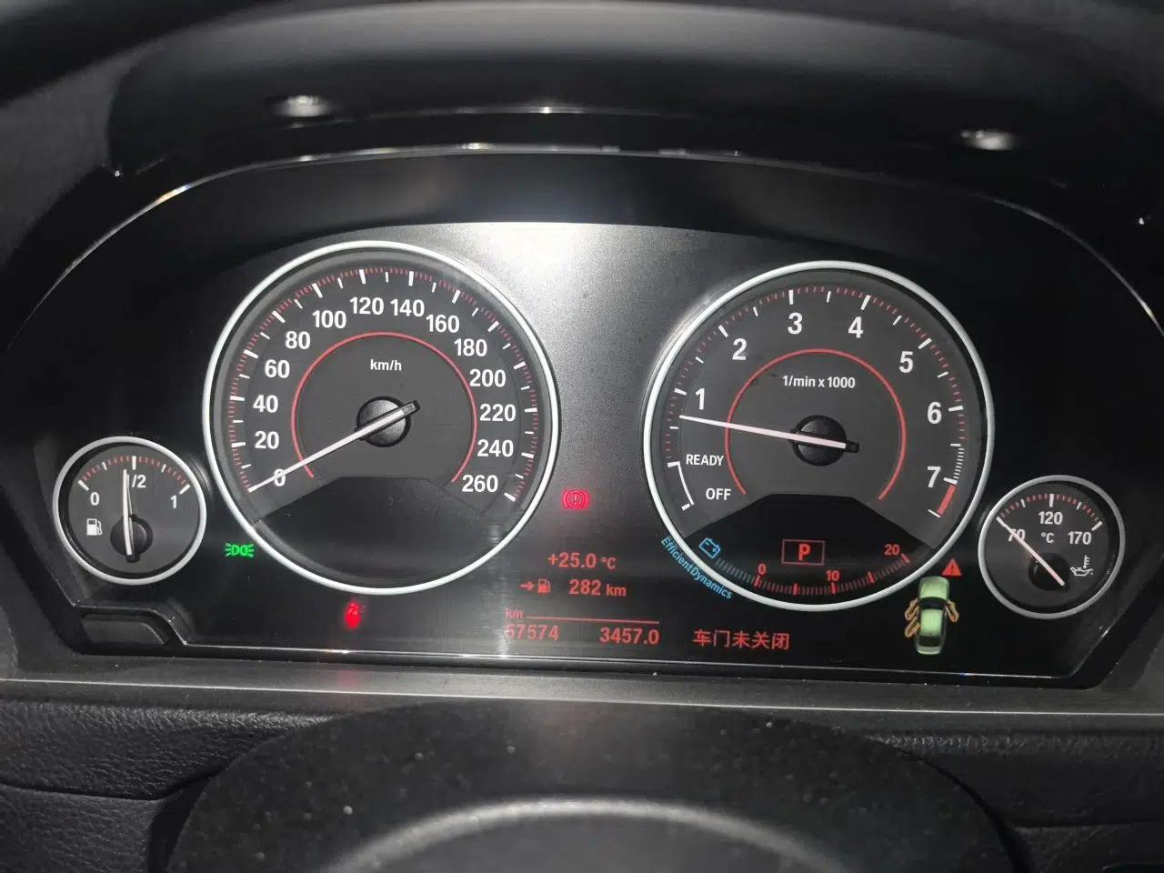 BMW 3 Series 2018 320i M Sport Package — миниатюра 11