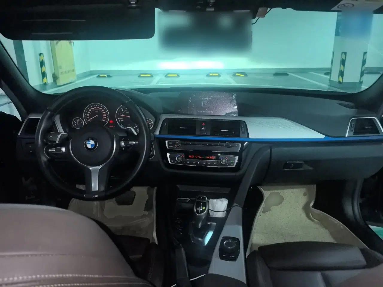 BMW 3 Series 2018 320i M Sport Package — миниатюра 9