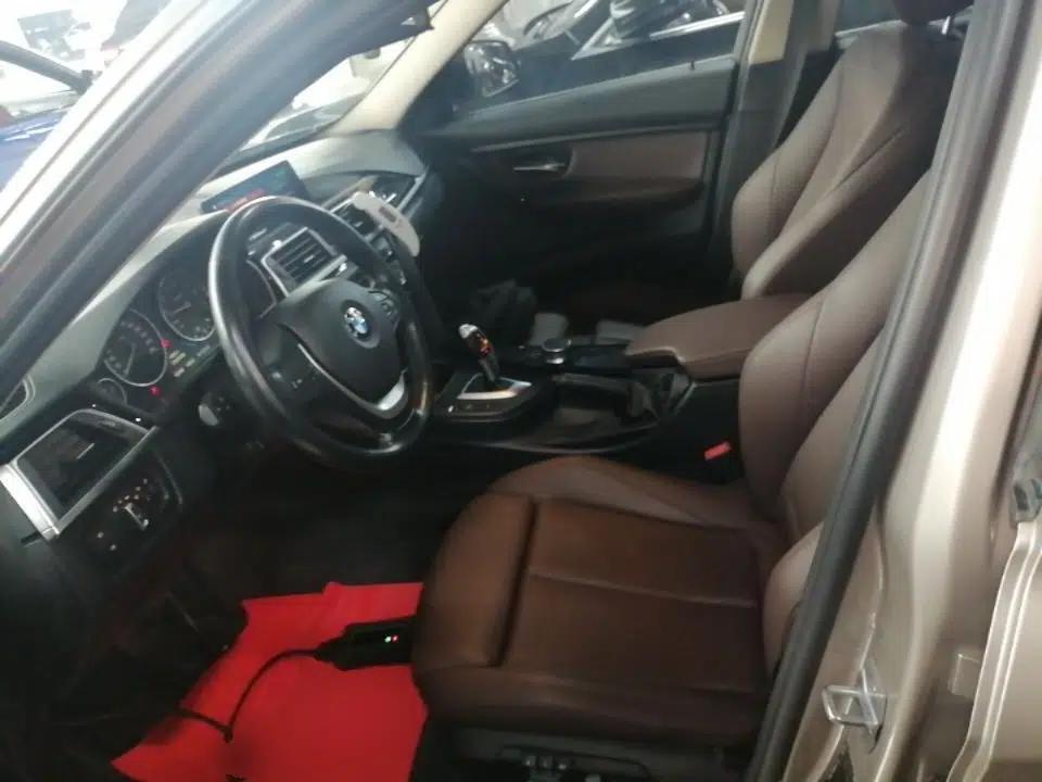 BMW 3 Series 2019 320Li xDrive Fashion Model — миниатюра 22