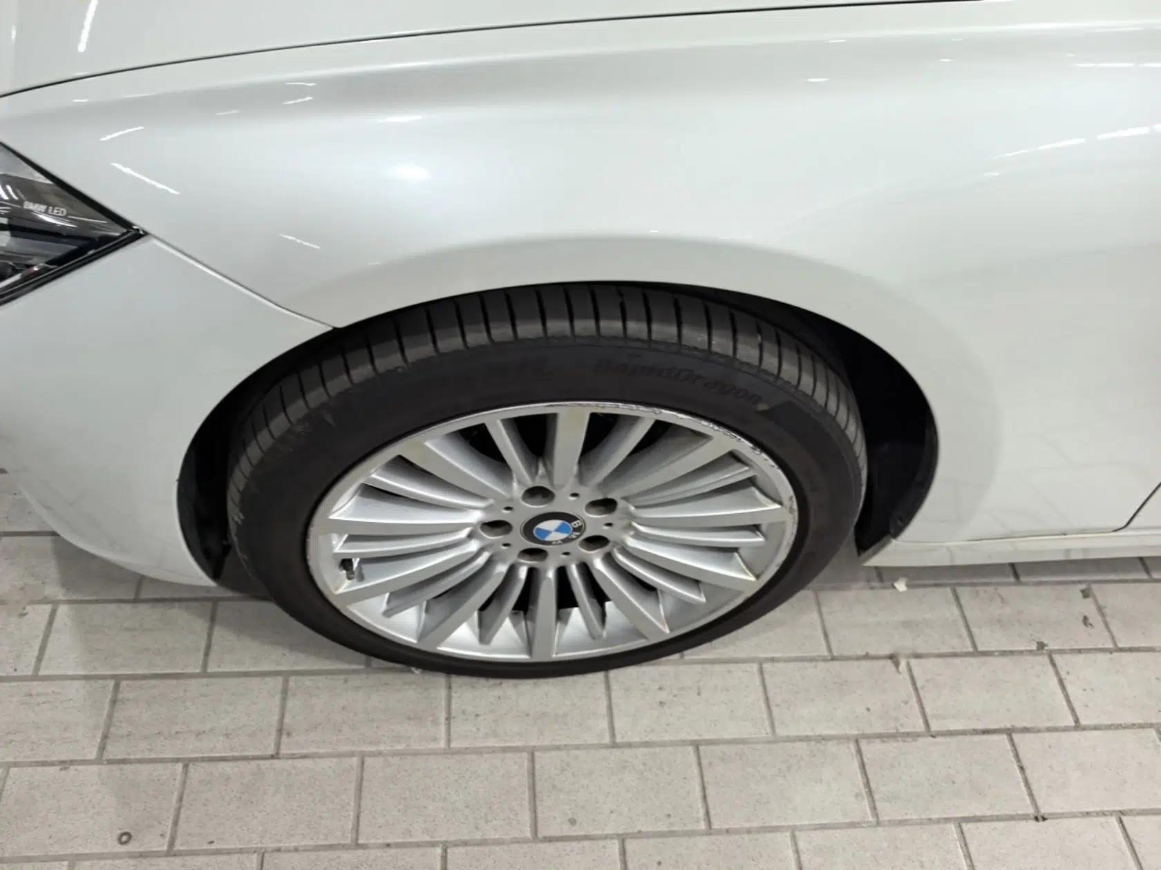 BMW 3 Series 2018 320Li Fashion Model — миниатюра 10