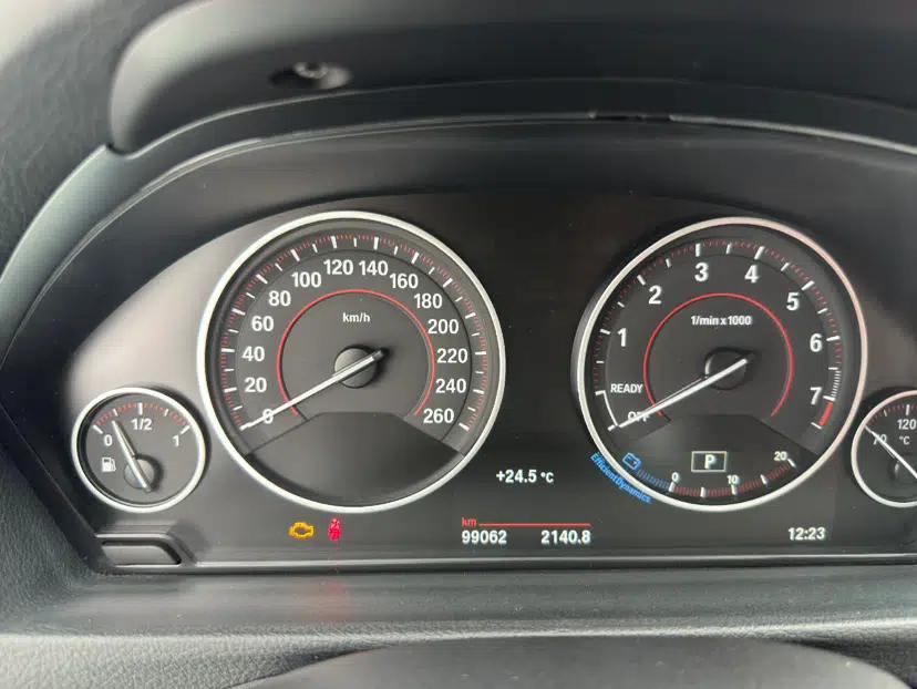 BMW 3 Series 2017 320Li M Sport Edition — миниатюра 23