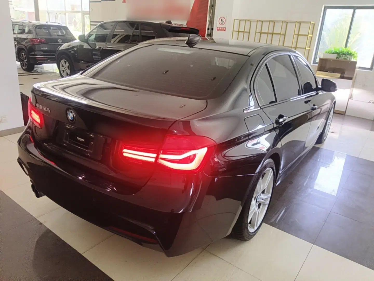 BMW 3 Series 2017 320Li M Sport Edition — миниатюра 6