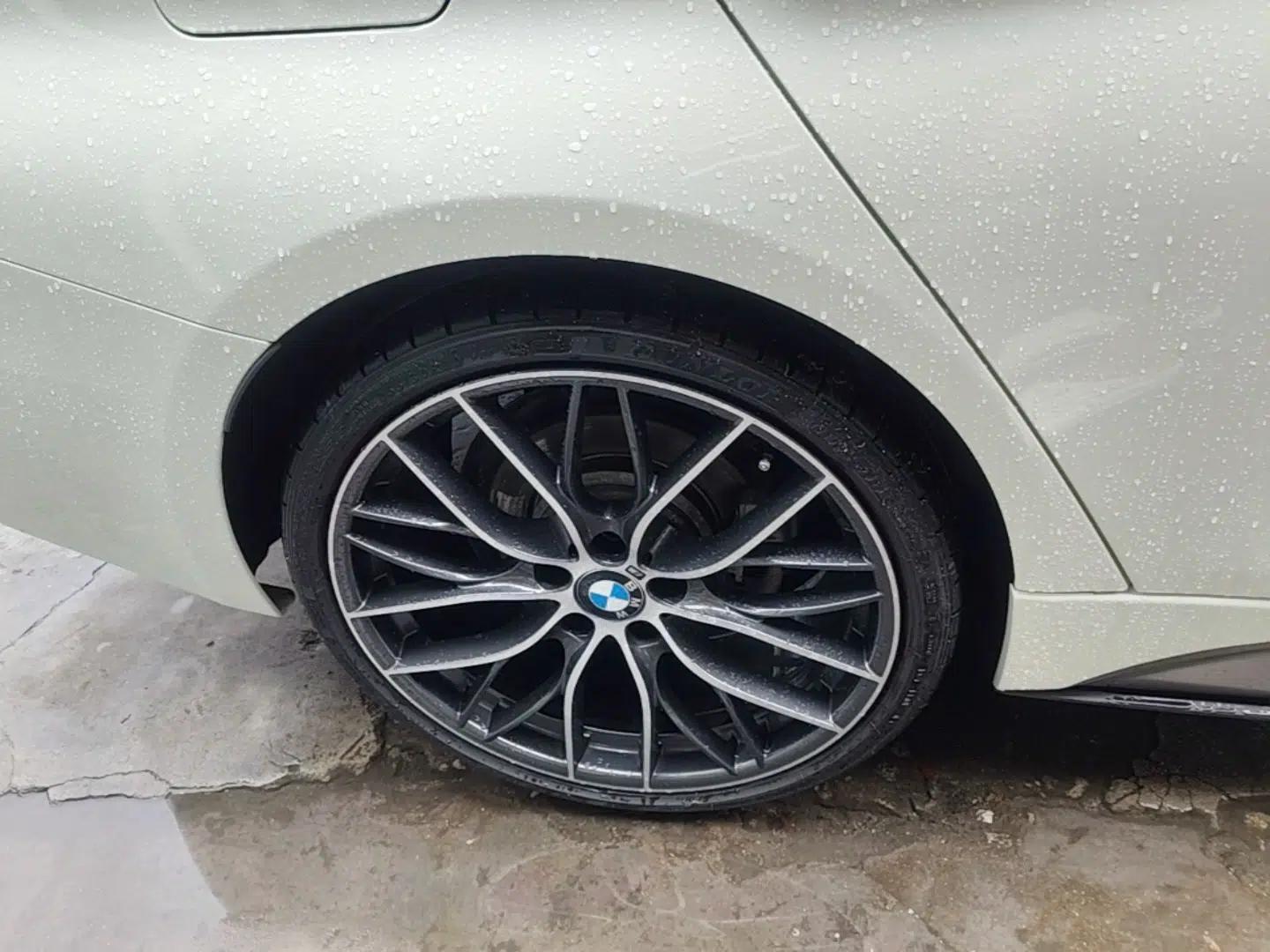 BMW 3 Series 2019 320i M Sport Night Edition — миниатюра 11
