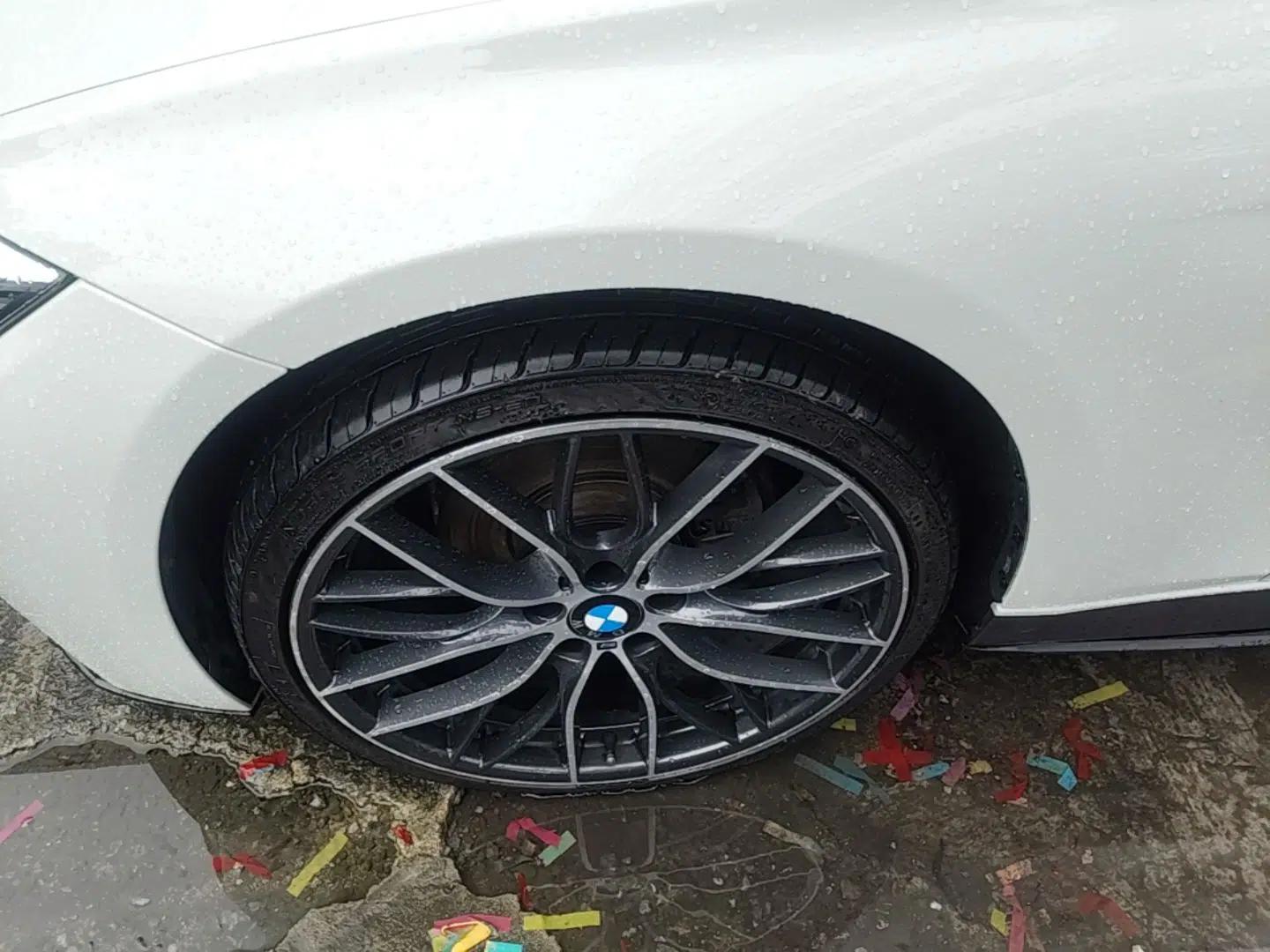 BMW 3 Series 2019 320i M Sport Night Edition — миниатюра 10