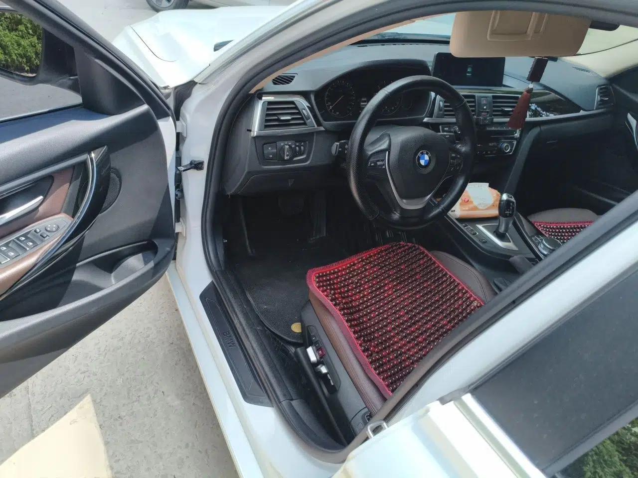 BMW 3 Series 2019 320Li Fashion Model — миниатюра 16