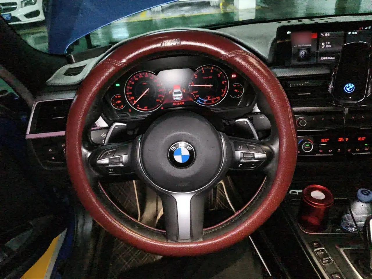 BMW 3 Series 2018 320i M Sport Night Edition — миниатюра 10
