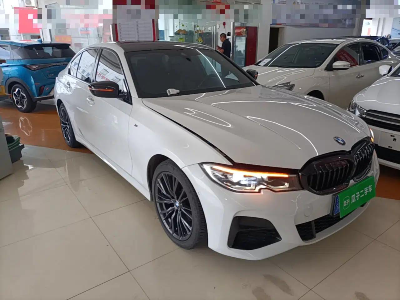BMW 3 Series 2022 325i M Sport Night Edition Package — миниатюра 3