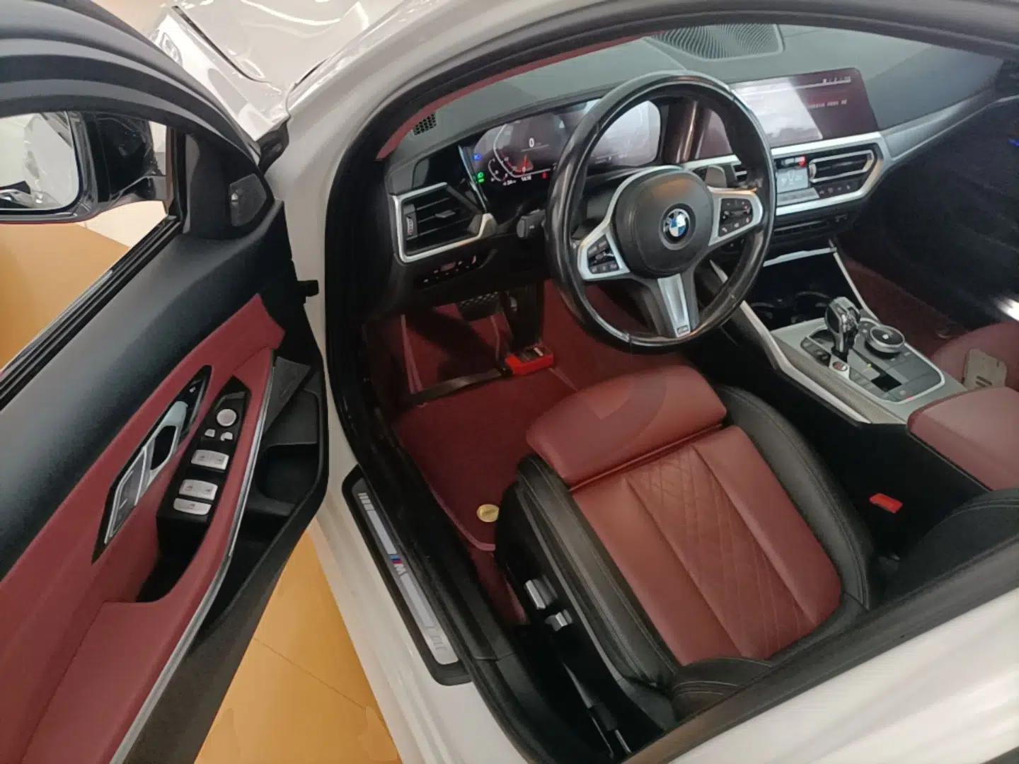 BMW 3 Series 2022 325i M Sport Night Edition Package — миниатюра 23