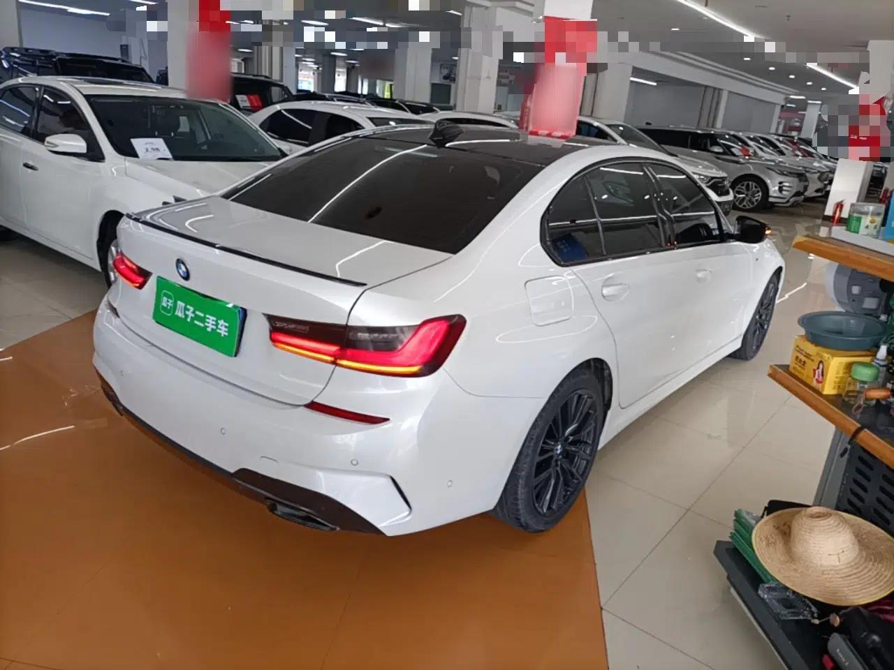 BMW 3 Series 2022 325i M Sport Night Edition Package — миниатюра 6