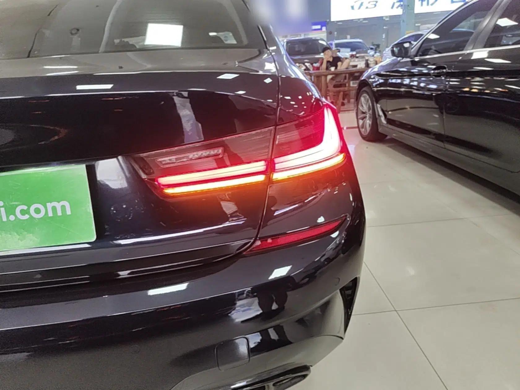 BMW 3 Series 2021 Facelifted 320Li M Sport Package — миниатюра 9