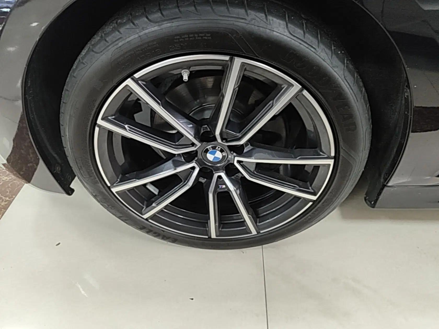 BMW 3 Series 2021 Facelifted 320Li M Sport Package — миниатюра 10