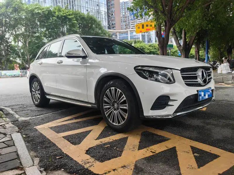 2016 Mercedes-Benz GLC 260 4MATIC Dynamic — миниатюра 3