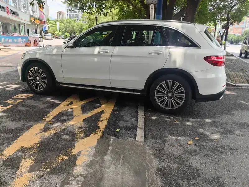 2016 Mercedes-Benz GLC 260 4MATIC Dynamic — миниатюра 4