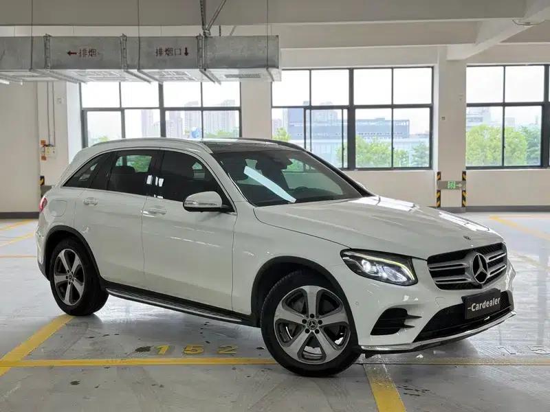 2017 Mercedes-Benz GLC 260 4MATIC Luxury — миниатюра 3