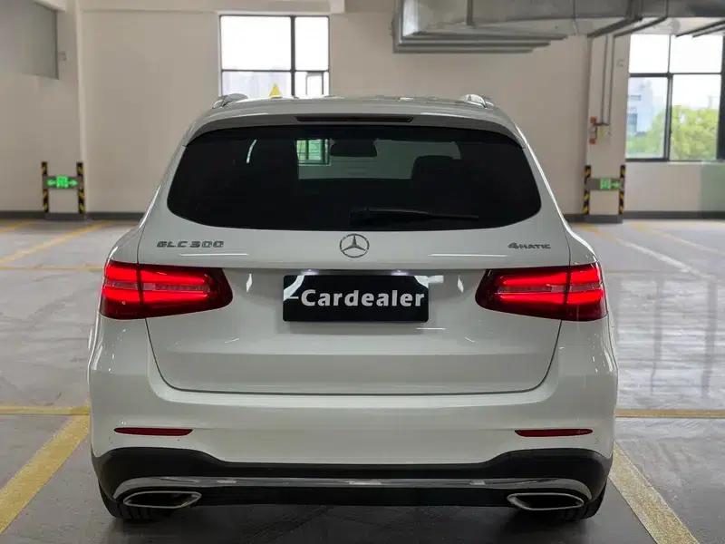 2017 Mercedes-Benz GLC 260 4MATIC Luxury — миниатюра 4