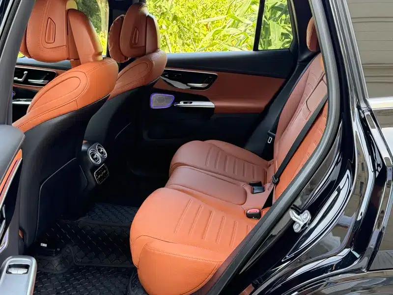 2024 Mercedes-Benz GLC 260 L 4MATIC Luxury 5-seater — миниатюра 18