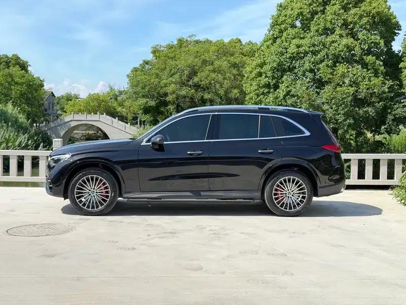 2024 Mercedes-Benz GLC 260 L 4MATIC Luxury 5-seater — миниатюра 3