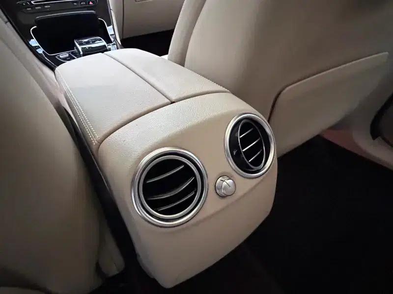 2017 Mercedes-Benz GLC 260 4MATIC Luxury — миниатюра 13