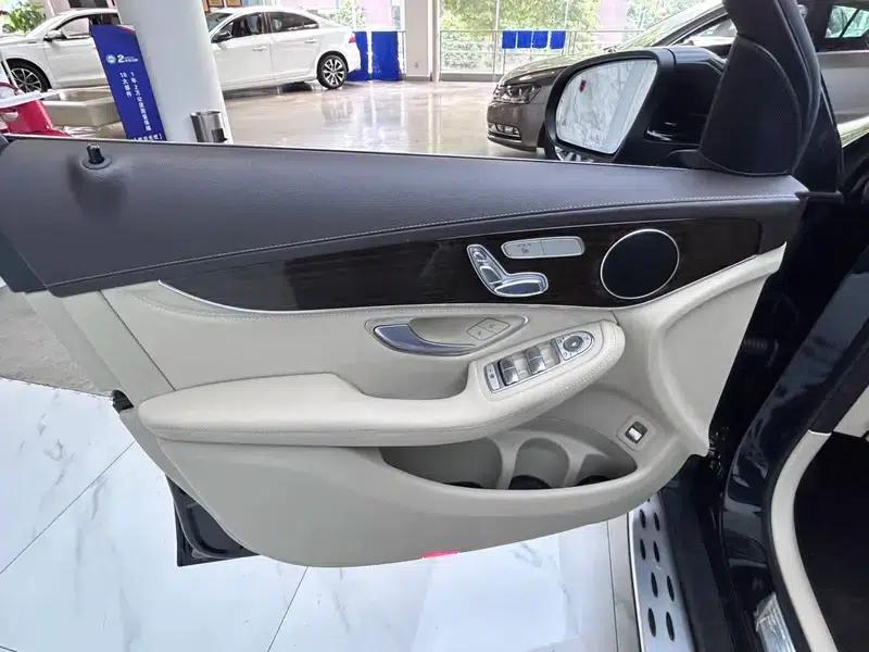 2017 Mercedes-Benz GLC 260 4MATIC Luxury — миниатюра 14