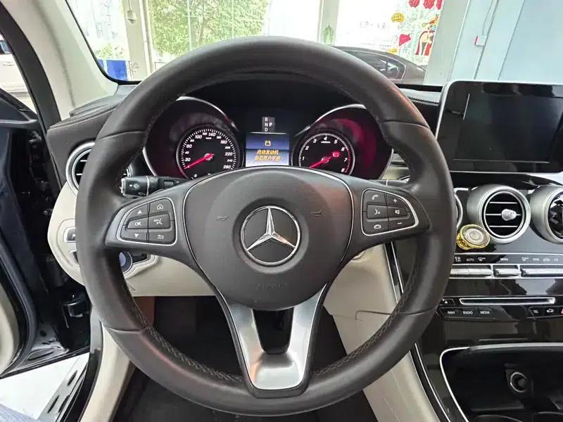 2017 Mercedes-Benz GLC 260 4MATIC Luxury — миниатюра 22