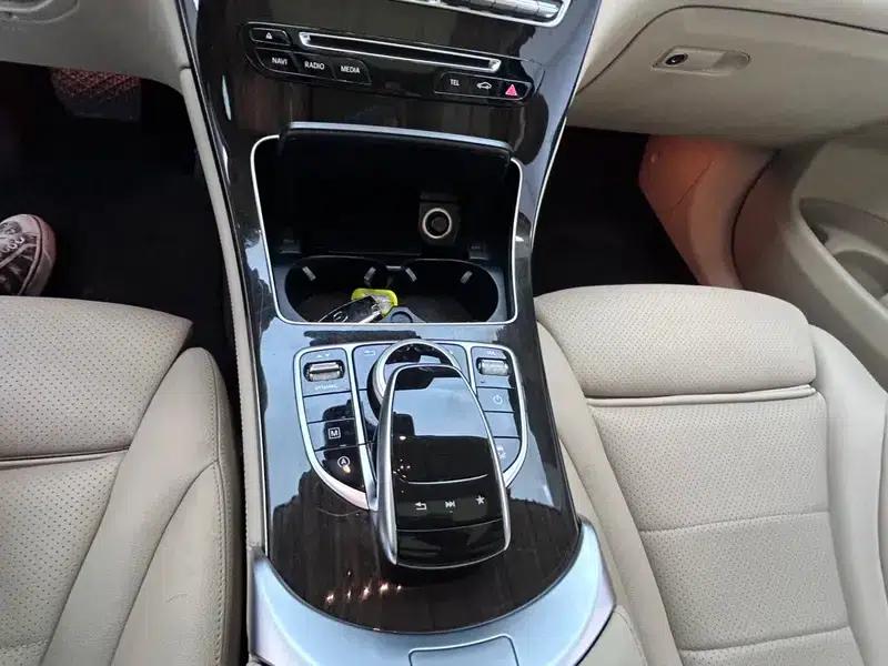 2017 Mercedes-Benz GLC 260 4MATIC Luxury — миниатюра 23