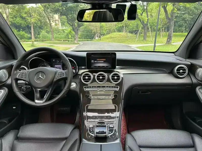 2017 Mercedes-Benz GLC 260 4MATIC Dynamic — миниатюра 6
