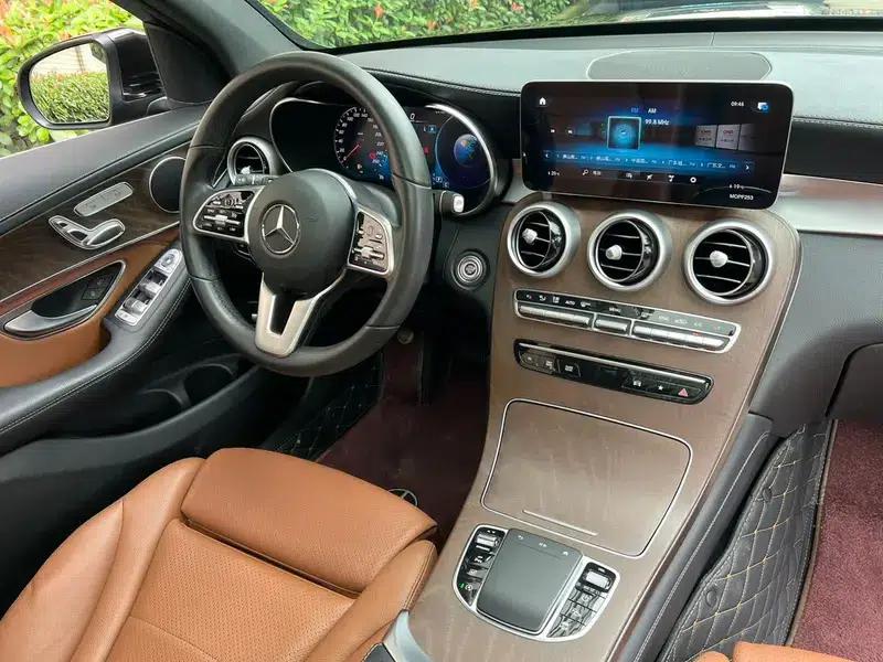 2020 Mercedes-Benz GLC Facelift: GLC 260 L 4MATIC Luxury — миниатюра 14