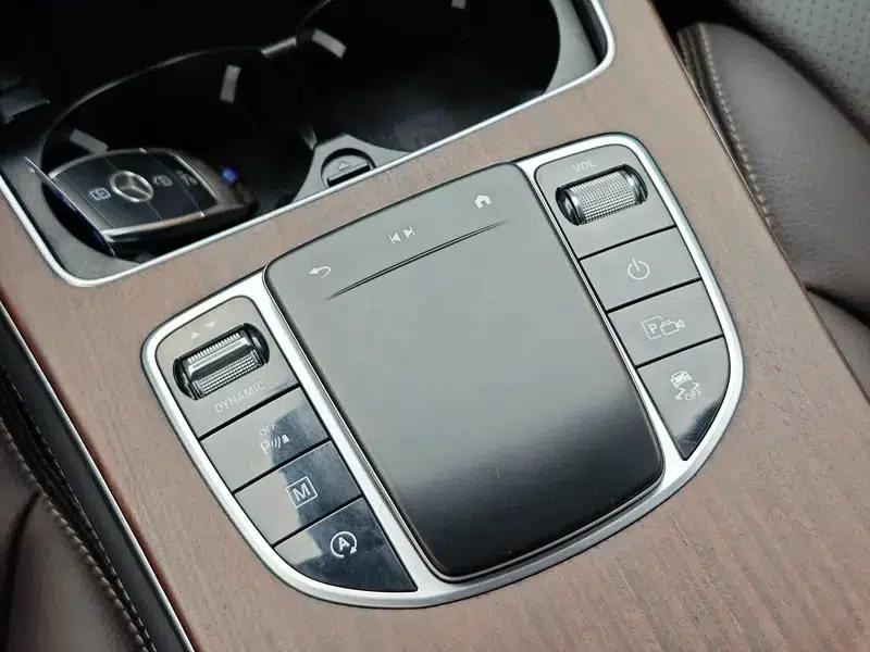 2021 Mercedes-Benz GLC 300 L 4MATIC Luxury — миниатюра 12
