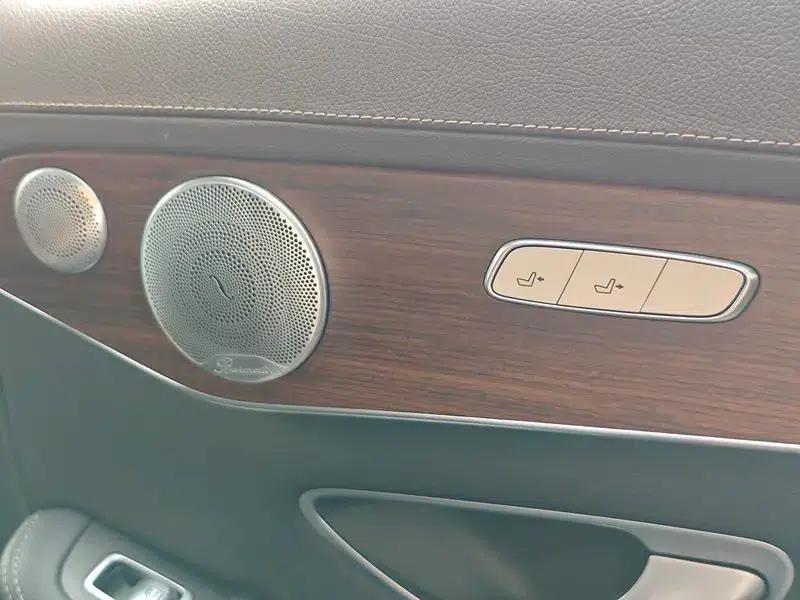 2021 Mercedes-Benz GLC 300 L 4MATIC Luxury — миниатюра 19