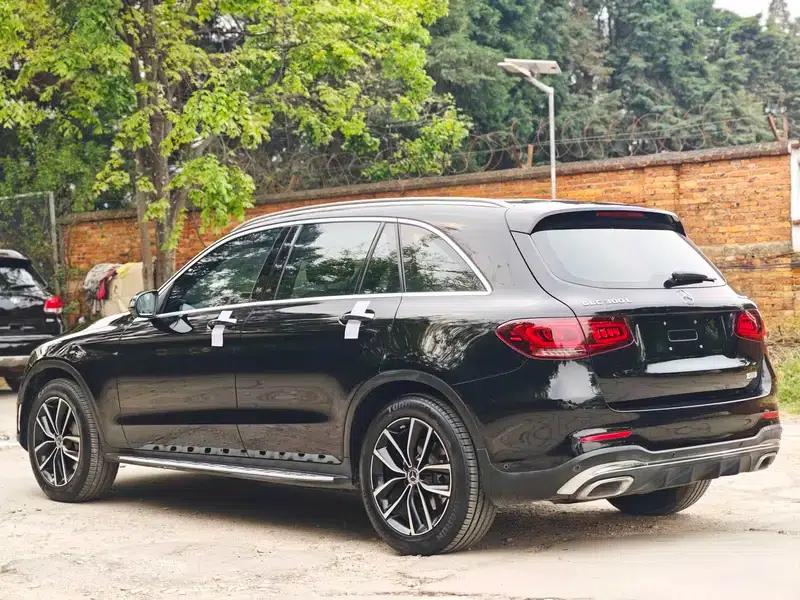 2021 Mercedes-Benz GLC 300 L 4MATIC Luxury — миниатюра 5