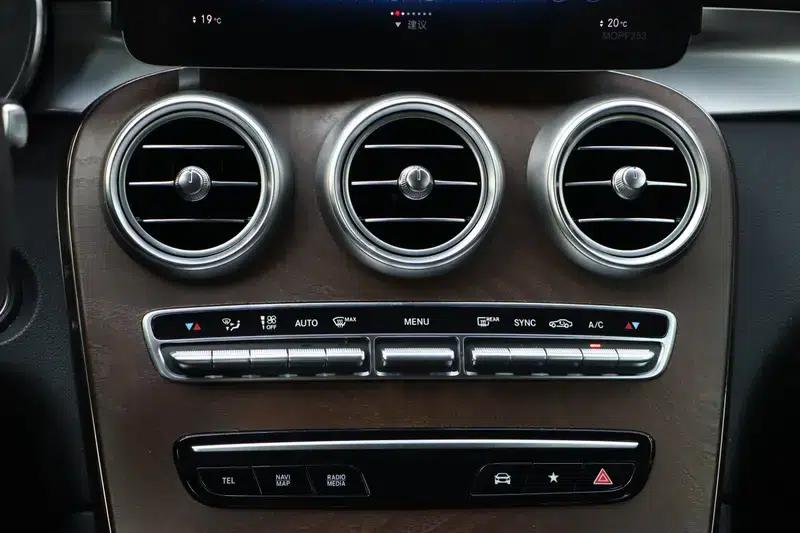 2020 Mercedes-Benz GLC 300 L 4MATIC Dynamic — миниатюра 6