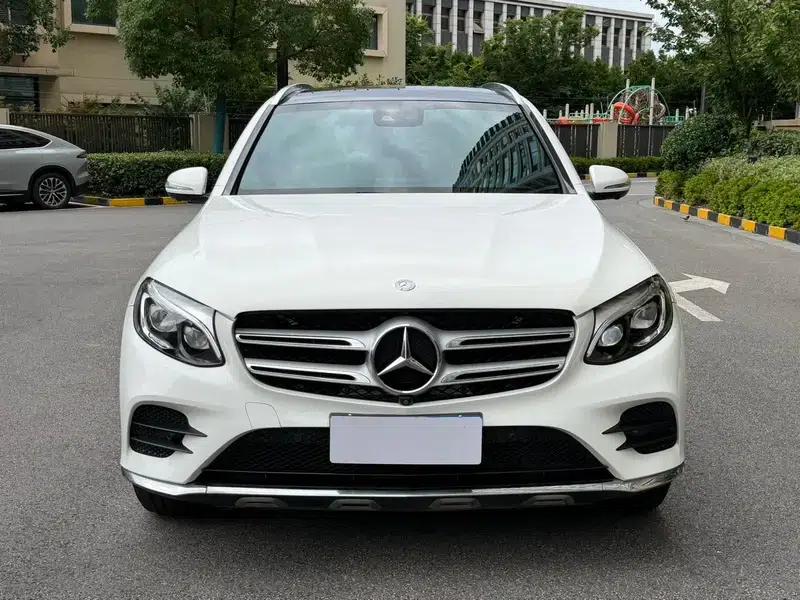 2017 Mercedes-Benz GLC 300 4MATIC Dynamic — миниатюра 2
