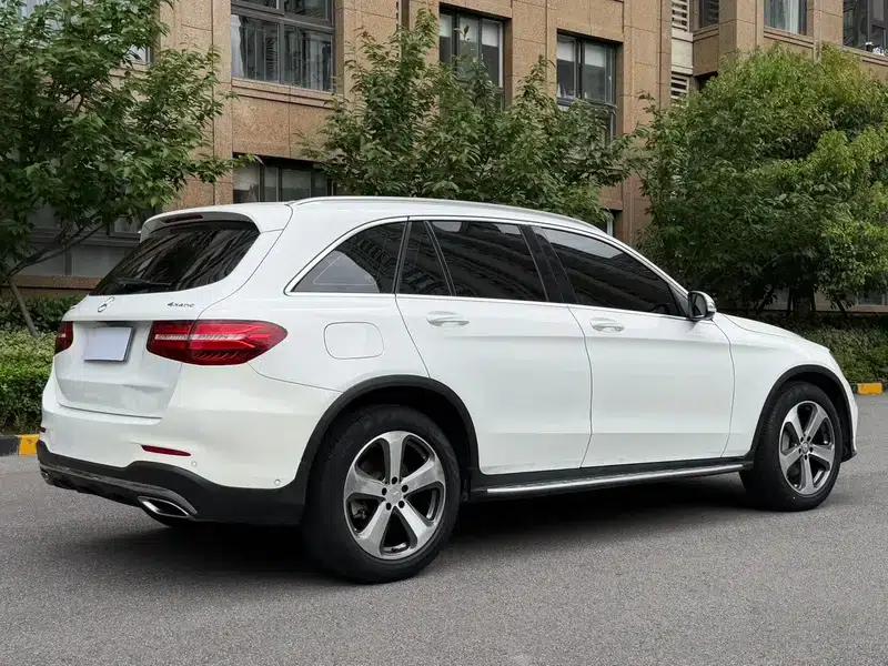 2017 Mercedes-Benz GLC 300 4MATIC Dynamic — миниатюра 5