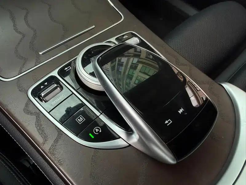 2017 Mercedes-Benz GLC 300 4MATIC Dynamic — миниатюра 7