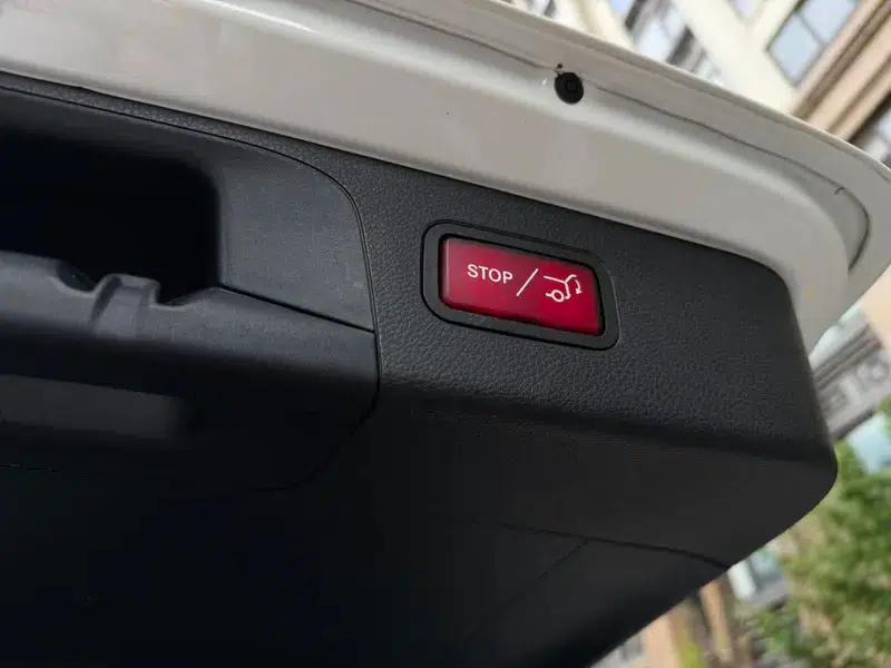 2017 Mercedes-Benz GLC 300 4MATIC Dynamic — миниатюра 8
