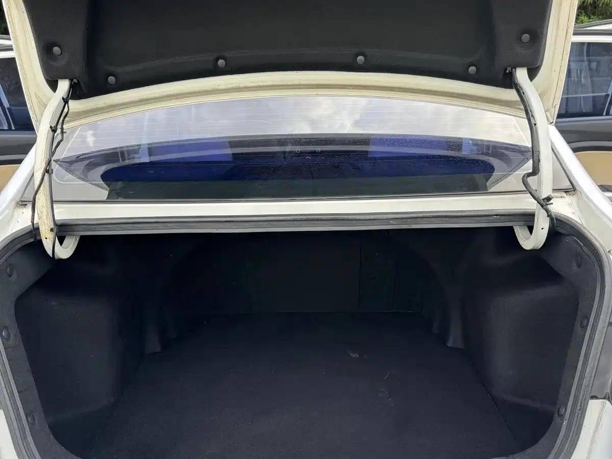 Yuexiang V7 2016 1.6L Manual Enjoyment Edition (National V Emission Standard) — миниатюра 11