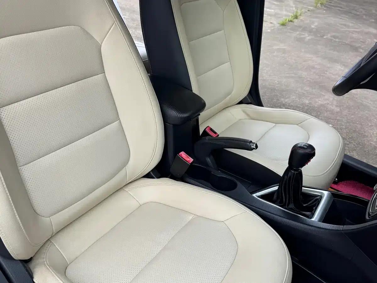 Yuexiang V7 2016 1.6L Manual Enjoyment Edition (National V Emission Standard) — миниатюра 16
