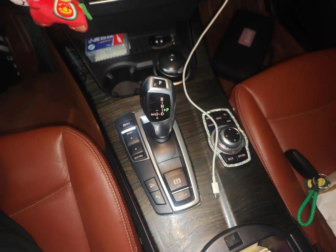BMW X3 2013 Facelifted xDrive20i Luxury Edition — миниатюра 14