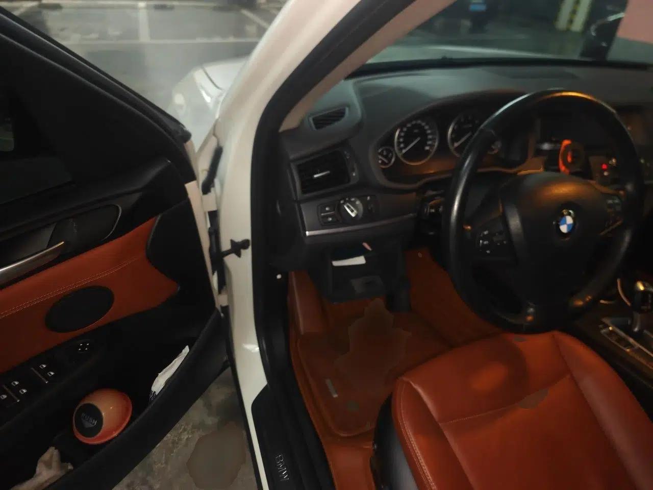 BMW X3 2013 Facelifted xDrive20i Luxury Edition — миниатюра 16