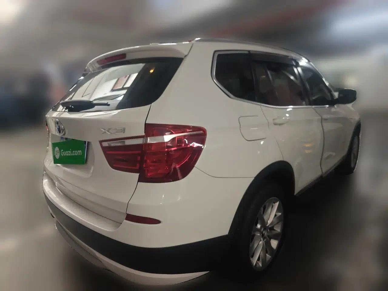 BMW X3 2013 Facelifted xDrive20i Luxury Edition — миниатюра 6