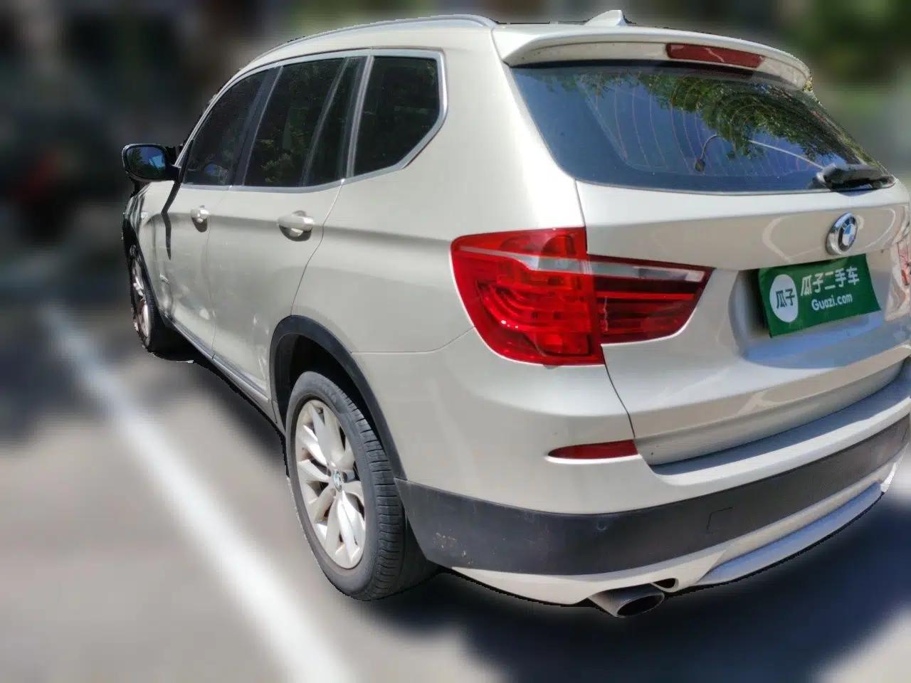 BMW X3 2013 Facelifted xDrive20i Luxury Edition — миниатюра 4