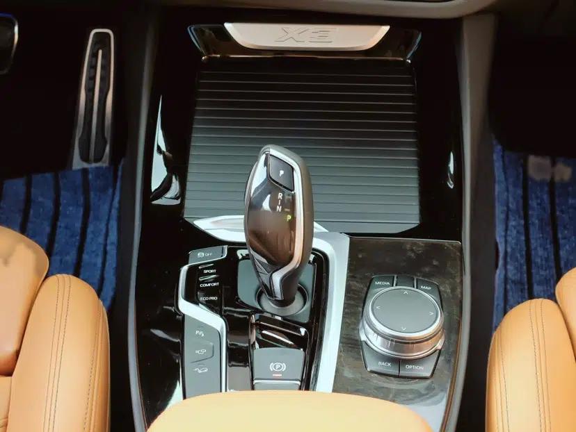 BMW X3 2018 xDrive30i Luxury Model M Sport Package China V — миниатюра 22