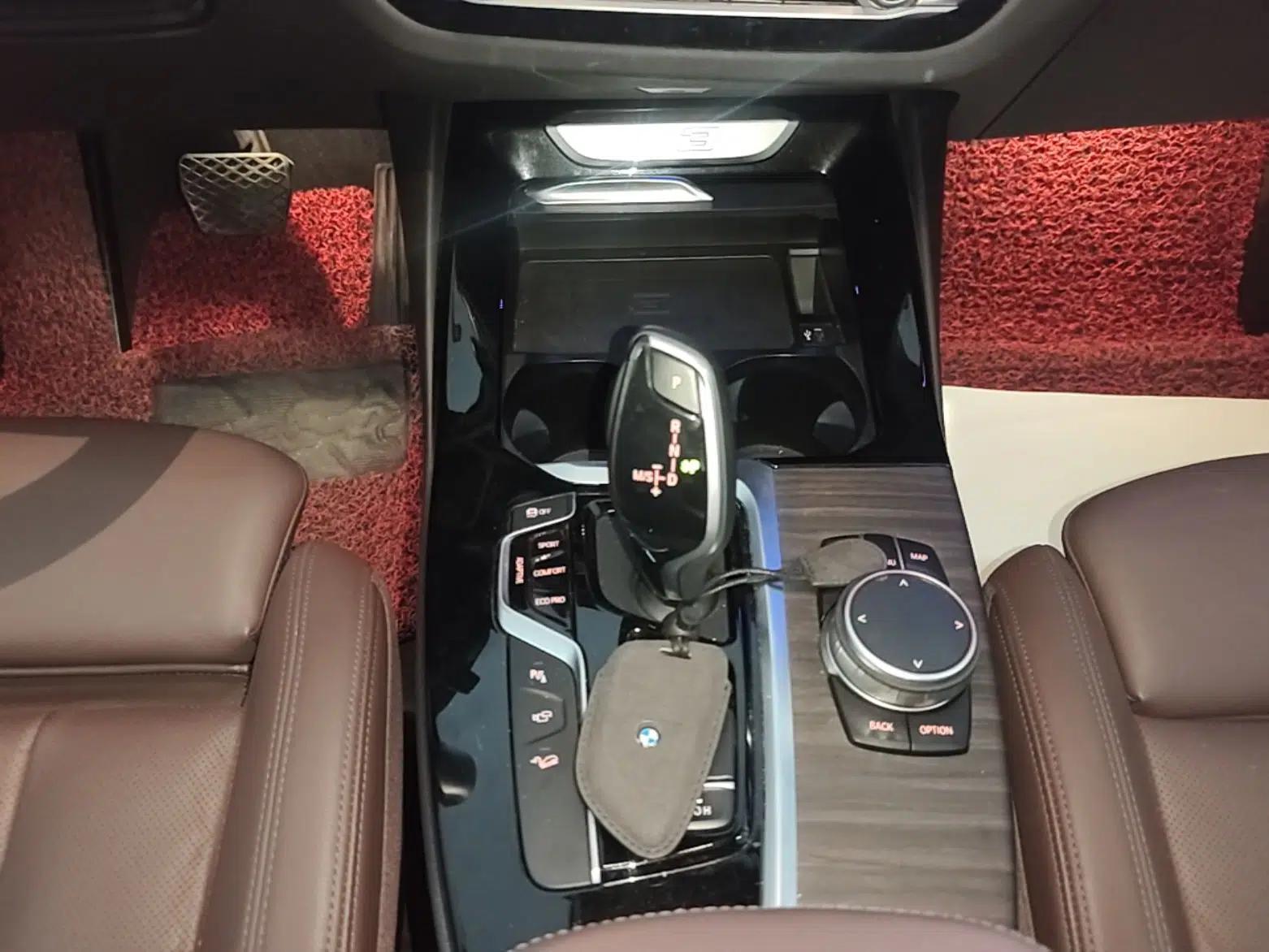 BMW X3 2019 xDrive25i Luxury Package — миниатюра 16
