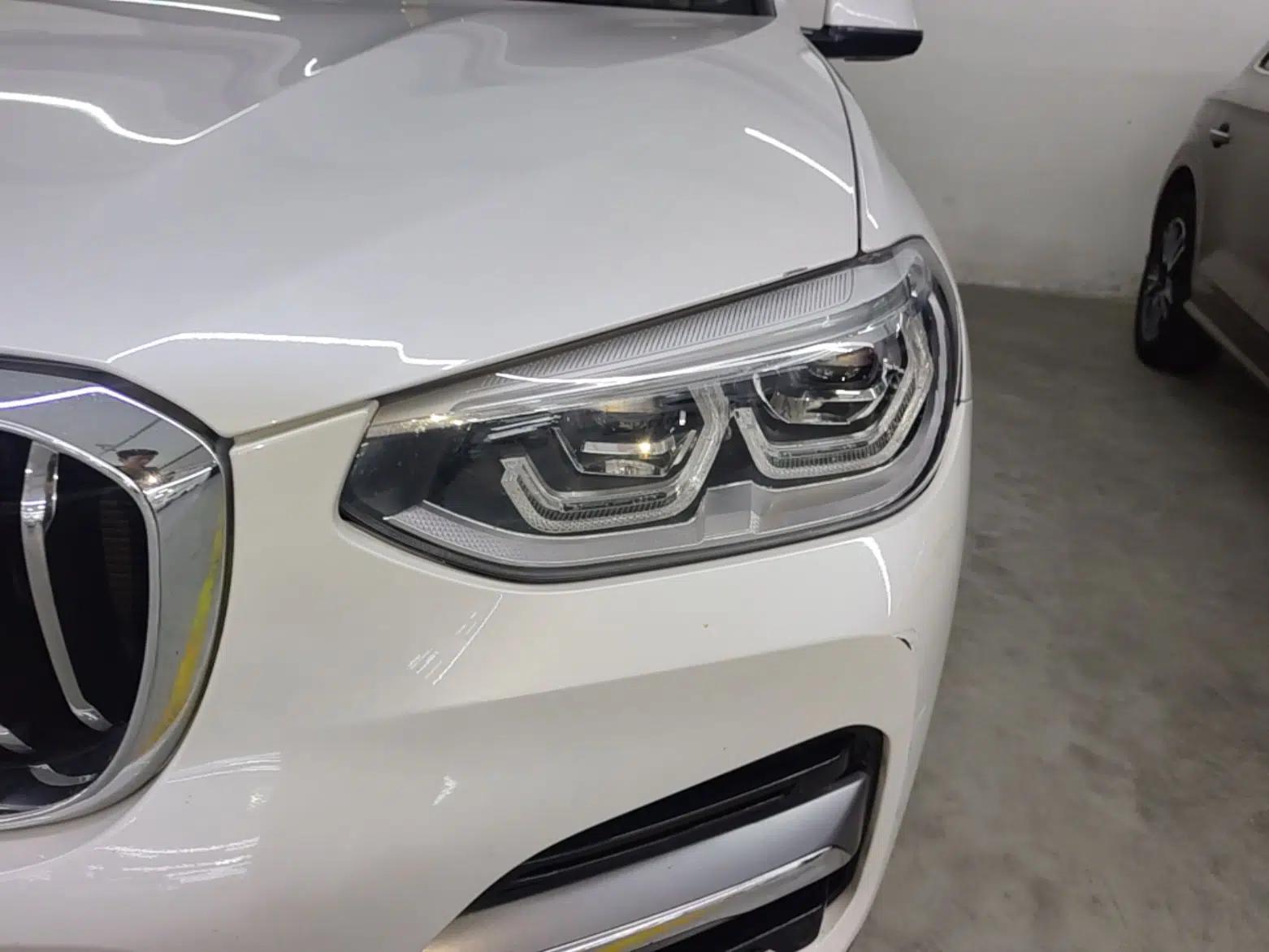 BMW X3 2019 xDrive25i Luxury Package — миниатюра 8
