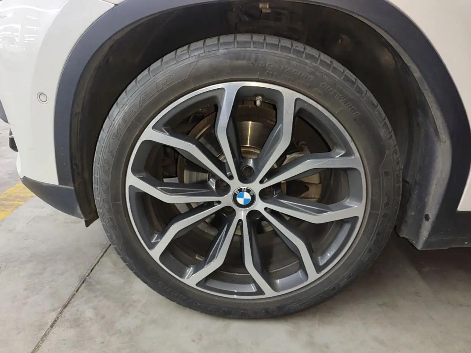BMW X3 2019 xDrive25i Luxury Package — миниатюра 10