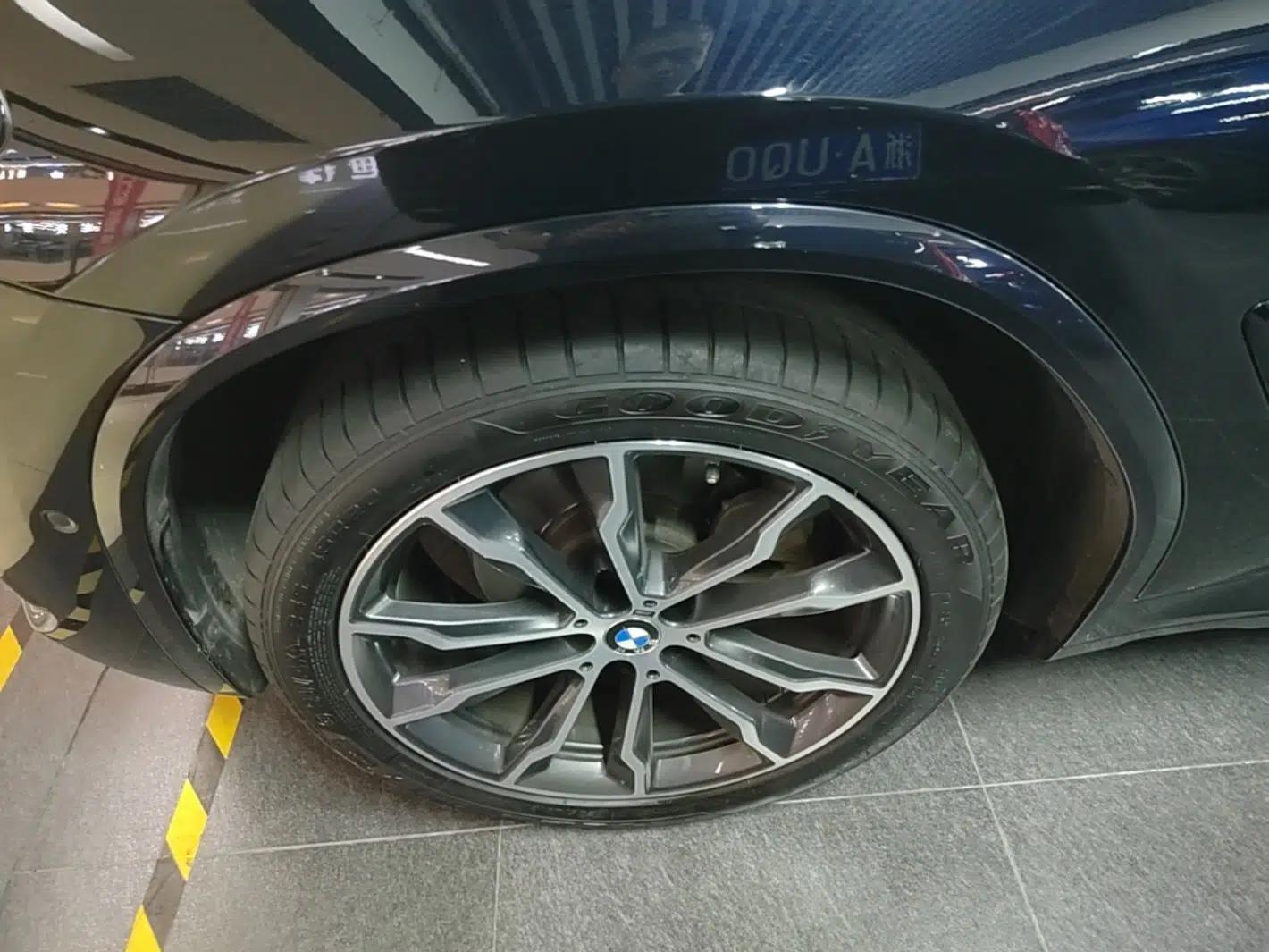 BMW X3 2023 Restyled xDrive30i Leading Edition M Night Sky Package — миниатюра 15