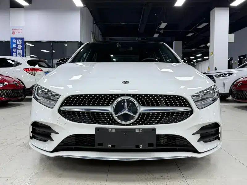 2022 Mercedes-Benz A-Class A 180 L Sport Sedan — миниатюра 2