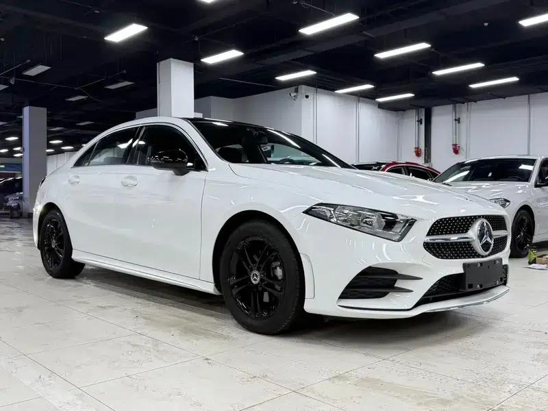 2022 Mercedes-Benz A-Class A 180 L Sport Sedan — миниатюра 3
