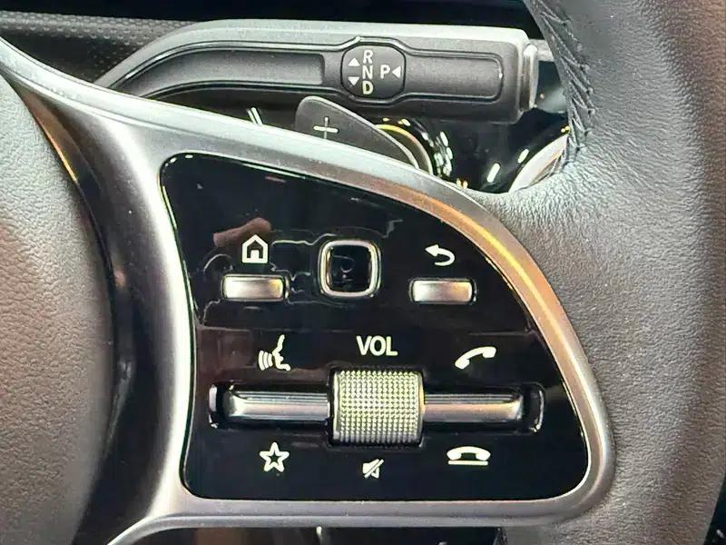 2022 Mercedes-Benz A-Class A 180 L Sport Sedan — миниатюра 9