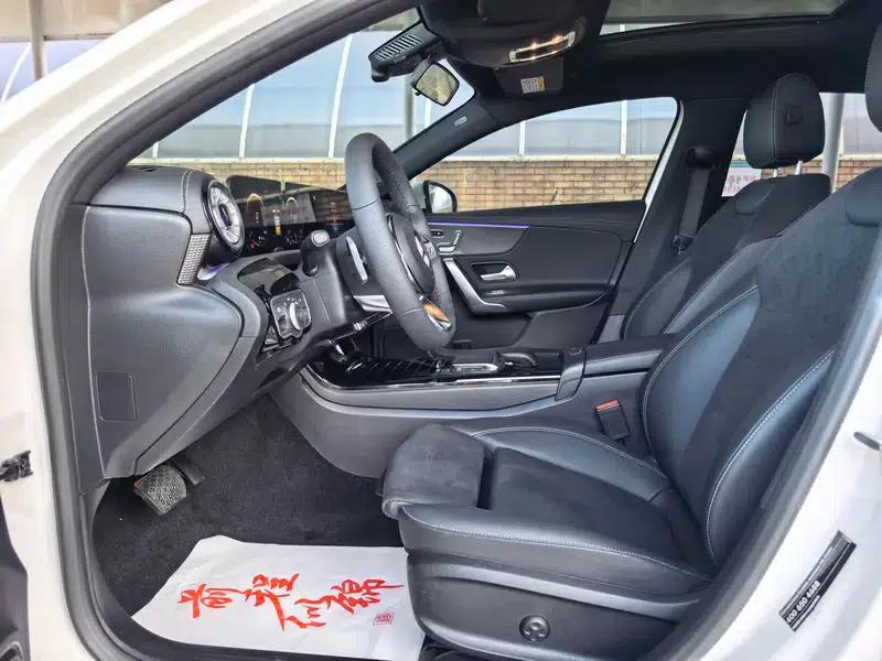 Mercedes-Benz A-Class 2022 Facelift A 200 L Sport Sedan Fashion Edition — миниатюра 8